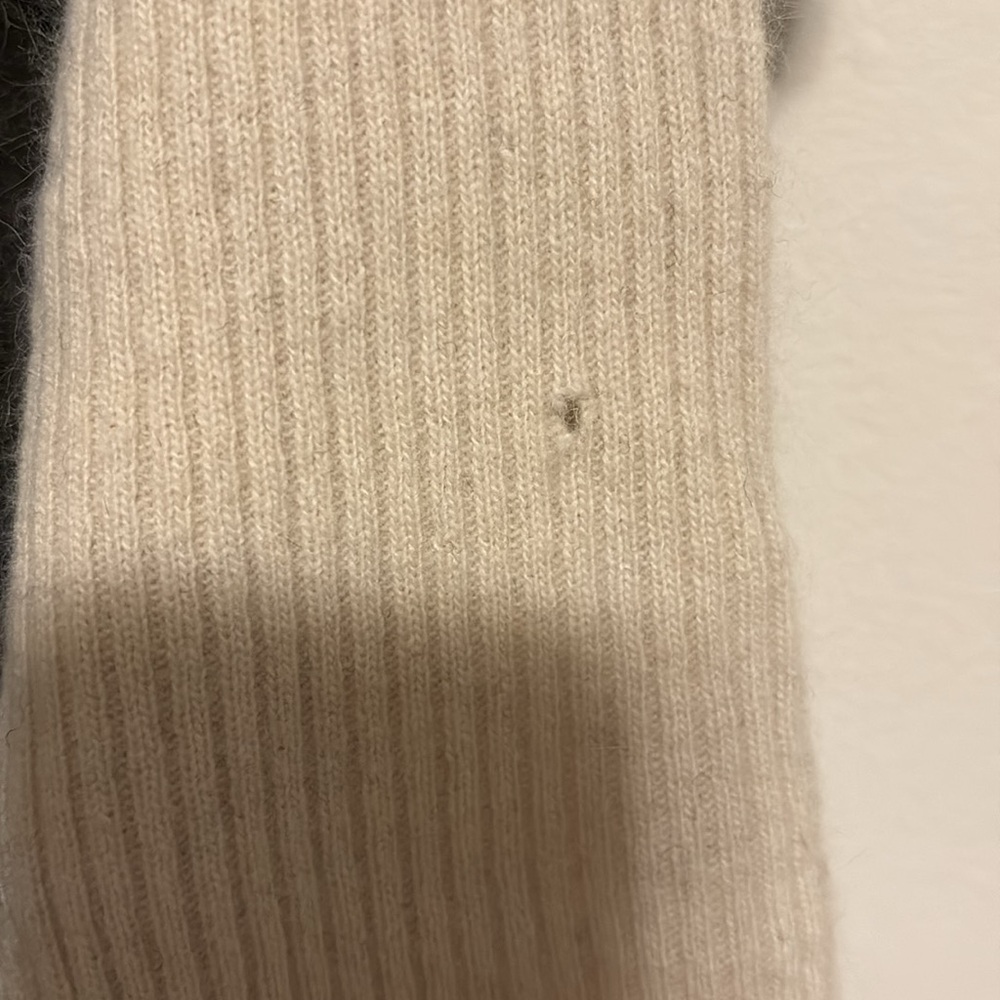 Stylish Gray and Cream Knit Dress - Picture 5 of 9